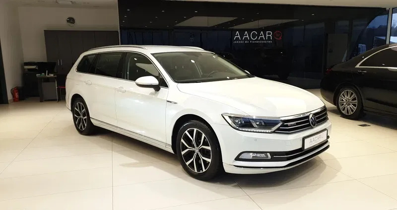 volkswagen passat Volkswagen Passat cena 52000 przebieg: 249000, rok produkcji 2015 z Kalisz